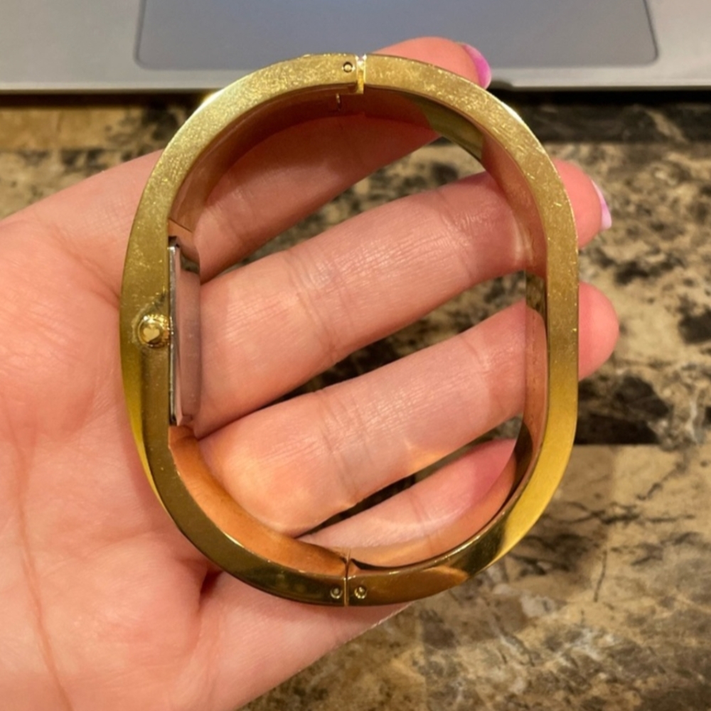 Kate Spade Carousel Red Enamel Women's Bangle Watch - Picture 3 of 8